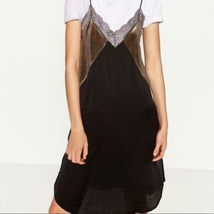 ⭐️ Zara Black and Gold Lace Cami Slip Dress ⭐️
